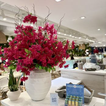 Pura Vida Miami - Decoration by the cashier - Breakfast & Brunch Near Me - Miami, Florida