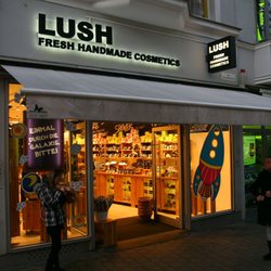 Lush - Lush store front.  Best bath fizzies in the town
