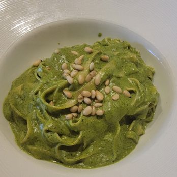 Cucina Paradiso - Pesto linguini - Italian Near Me - Petaluma, California Cucina Paradiso - Pesto linguini - Italian Near Me - Petaluma, California