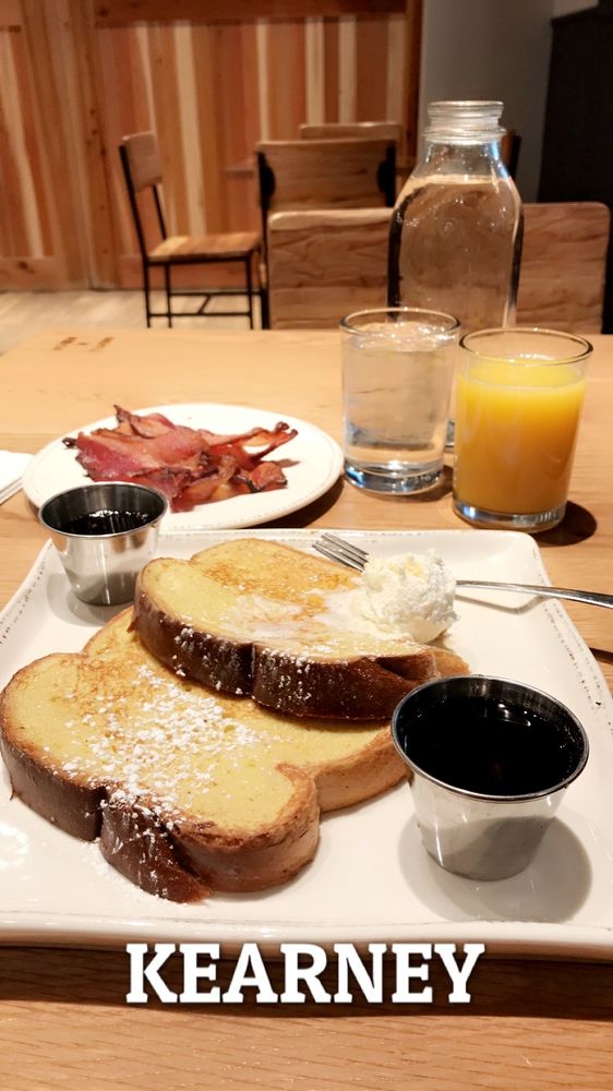 GOOD EVANS BREAKFAST & LUNCH 90 Photos & 76 Reviews 1010 3rd Ave