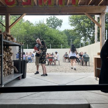 Cent’s - Outdoor area - Pizza Near Me - Cleveland, Ohio Cent’s - Outdoor area - Pizza Near Me - Cleveland, Ohio