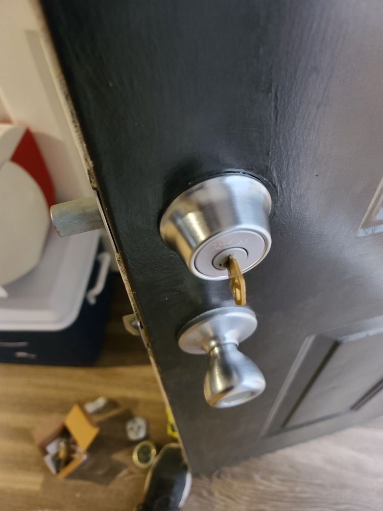 Slide of Premiere Handy