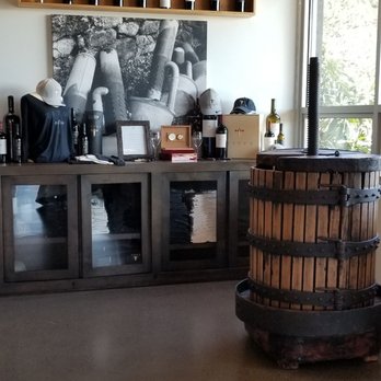 Titus Vineyards - Wineries Near Me - Saint Helena, California Titus Vineyards - Wineries Near Me - Saint Helena, California