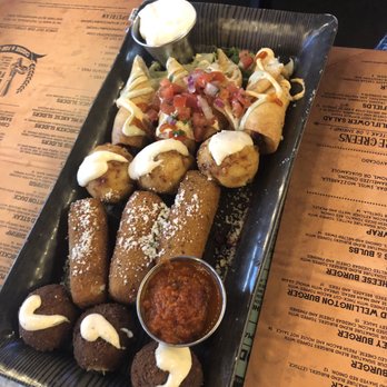 Tap Room - Sampler Platter - Sports Bars Near Me - Bay Shore, New York Tap Room - Sampler Platter - Sports Bars Near Me - Bay Shore, New York