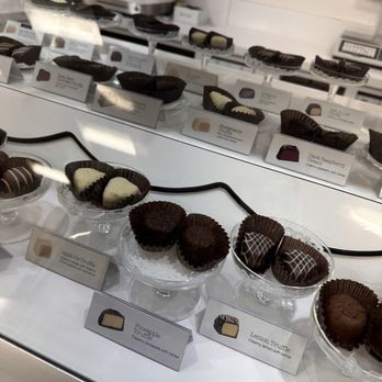See's Candies - Chocolatiers & Shops Near Me - Santa Rosa, California