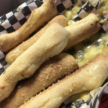 Enzos Pizza - Breadsticks, amazing! - Pizza Near Me - Riverside, California