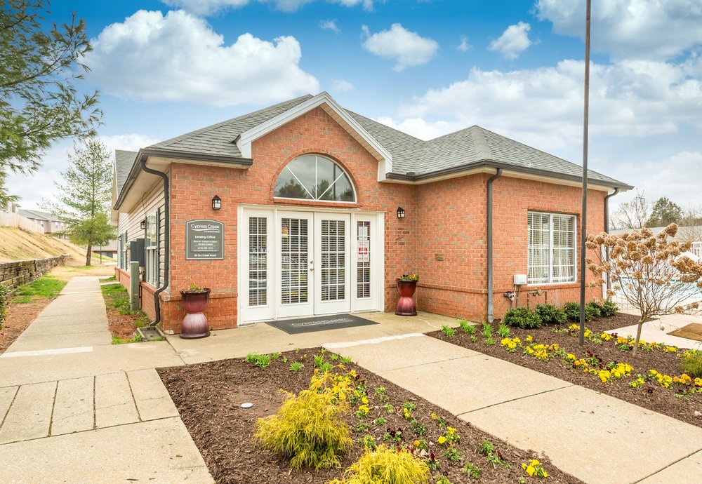 CYPRESS CREEK TOWNHOMES Updated July 2024 19 Photos 30 Dry Creek