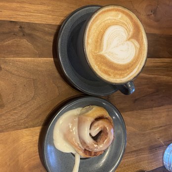 Plums Cafe - Cinnamon coffee latte with mini cinnamon roll - Breakfast & Brunch Near Me - Costa Mesa, California Plums Cafe - Cinnamon coffee latte with mini cinnamon roll - Breakfast & Brunch Near Me - Costa Mesa, California