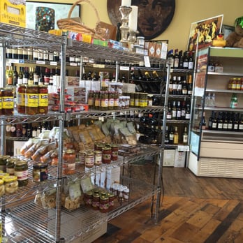 Mona Lisa Pasta - Italian Near Me - Charlottesville, Virginia