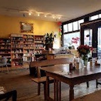 Tenth West - Tenth Cafe - Breakfast & Brunch Near Me - Seattle, Washington