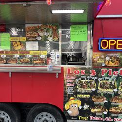Los 3 Plebes - Needed my Esquites fix