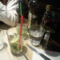 La Bodeguita del Medio - Mohito e vino rosso