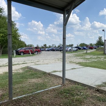 Lone Star Gun Range - Parking lot - Gun/Rifle Ranges Near Me - Lockhart, Texas