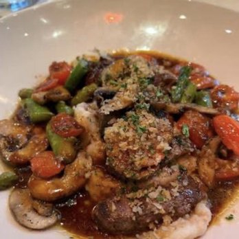 The Cheesecake Factory - Steak Medallions with mashed potatoes-underneath, flavored with lots of healthy vegetables. - Desserts Near Me - Pasadena, California