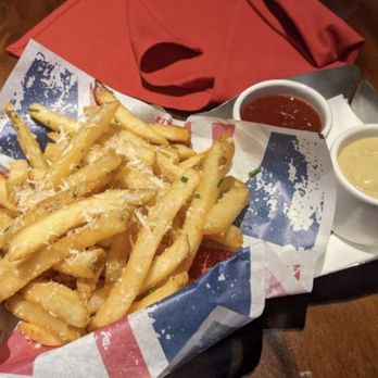 Gordon Ramsay Burger Las Vegas - Parmesan Truffle Fries - Burgers Near Me - Las Vegas, Nevada