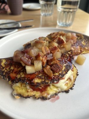 Mala Pata Molino + Cocina by null