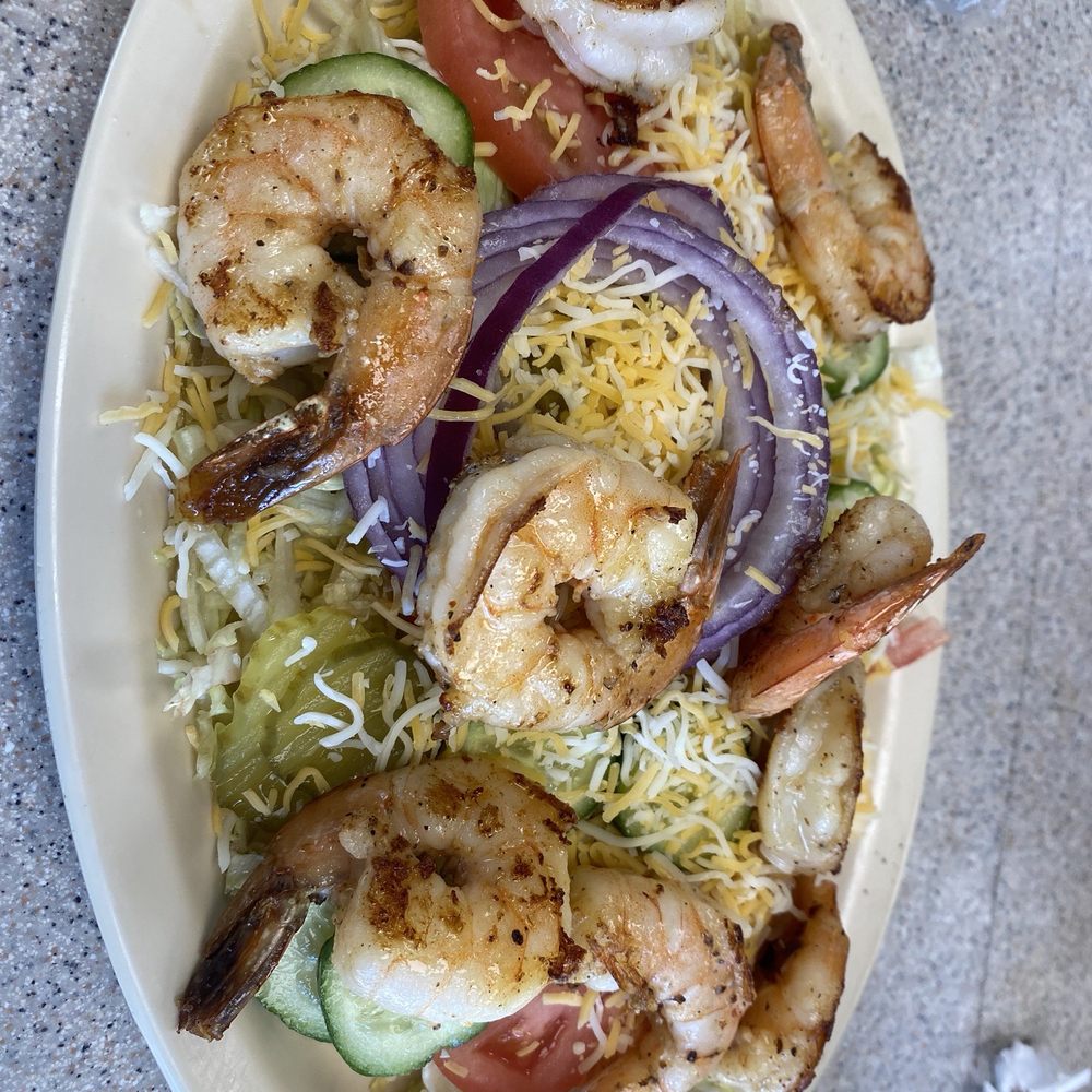 Salad with grilled shrimp Salad with grilled shrimp