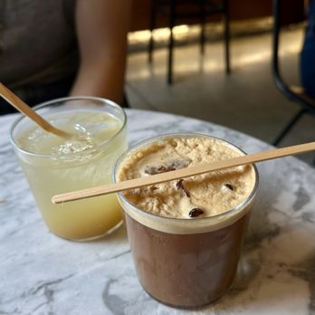 Qūentin Café - Coffee & Tea Near Me - México, D.F., DIF Qūentin Café - Coffee & Tea Near Me - México, D.F., DIF