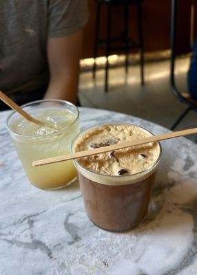 Qūentin Café by null