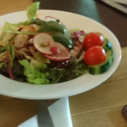 Stadtwaldhaus - Salat Teller. allerdings nicht bei Pfifferlings Speisen.