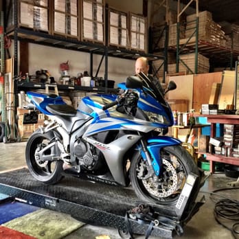 MotoTireGuy - Big clean workspace! - Motorcycle Repair Near Me - San Francisco, California MotoTireGuy - Big clean workspace! - Motorcycle Repair Near Me - San Francisco, California