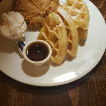 Ben's Next Door - Chicken and waffles - Bars Near Me - Washington, DC, District of Columbia