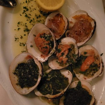 Carbone - Assorted clams (minus 1 because my boyfriend couldn't help himself lol) - Italian Near Me - New York, New York Carbone - Assorted clams (minus 1 because my boyfriend couldn't help himself lol) - Italian Near Me - New York, New York