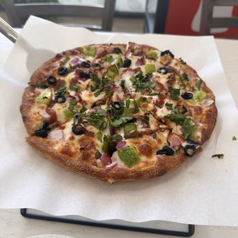 Pizza Twist - Bombay garlic pizza - Pizza Near Me - Newbury Park, California