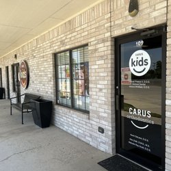 Oak Valley Dental Care - Outside building