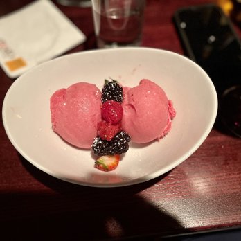 Gusto Italian Kitchen & Wine Bar - Sorbet - Italian Near Me - Austin, Texas Gusto Italian Kitchen & Wine Bar - Sorbet - Italian Near Me - Austin, Texas