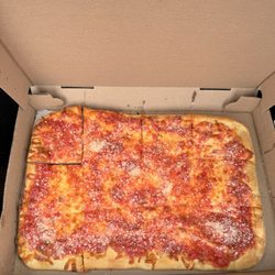Primo Pizza At The Kettle - Upside down (Utica) pie...good stuff!!!