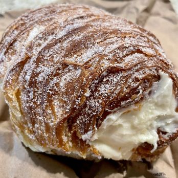 Augustino Gusto Bakery - Best cruffin in town - Bakeries Near Me - Greensboro, North Carolina Augustino Gusto Bakery - Best cruffin in town - Bakeries Near Me - Greensboro, North Carolina