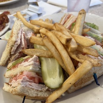 George's Family Restaurant - Turkey Club Sandwich (bacon on the side) - American Near Me - Oak Park, Illinois