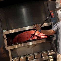 Pizzeria Toro - Pizza oven. It's hot in there.