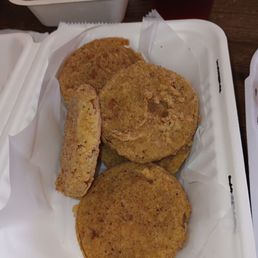 Fried green tomatoes and hushpuppies! EXCELLENT Fried green tomatoes and hushpuppies! EXCELLENT
