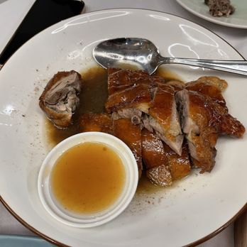 Linglong Soup Dumplings - Ducks - Dim Sum Near Me - Fountain Valley, California