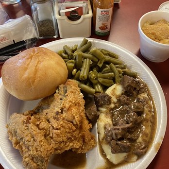 Main Street Cafe - Fried Chicken, Beef Tips over Mashed Potatoes, Green Beans, homemade roll dessert, & 2 Diet Cokes for $11 plus tip! Hell yeah!!! - Cafes Near Me - Collins, Mississippi Main Street Cafe - Fried Chicken, Beef Tips over Mashed Potatoes, Green Beans, homemade roll dessert, & 2 Diet Cokes for $11 plus tip! Hell yeah!!! - Cafes Near Me - Collins, Mississippi