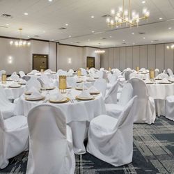 DoubleTree by Hilton Lansing - Meeting Room