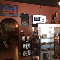 Haitian Sensation - Another interior shot. Waiting for my goat. If it tastes like it smells I'm well off!