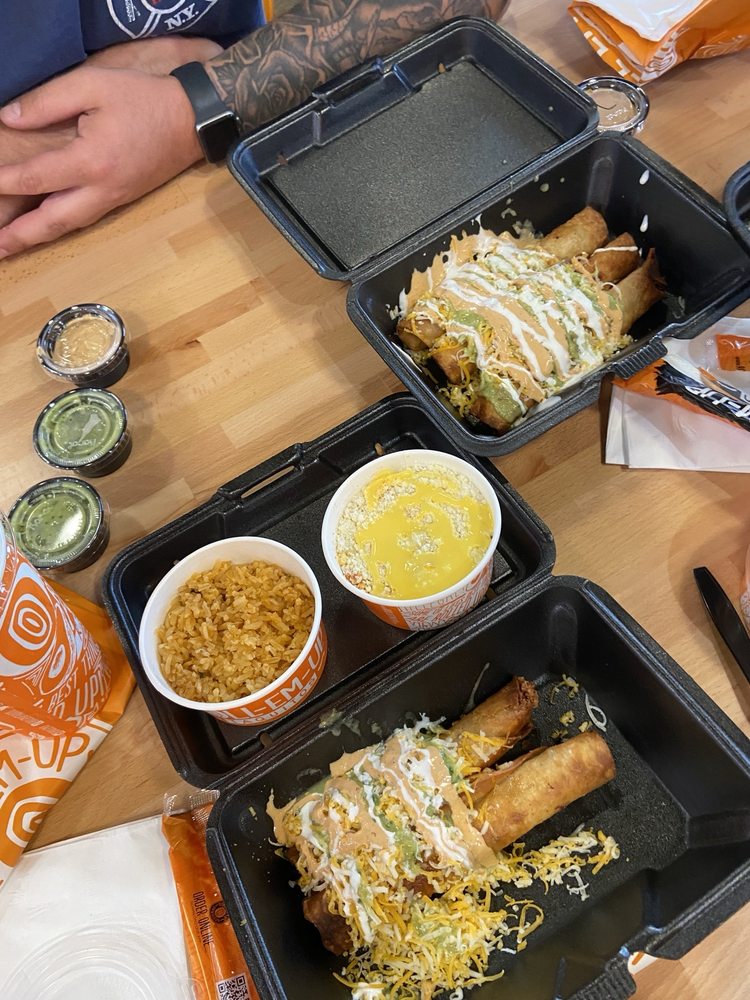 ROLL EM UP TAQUITOS Updated July 2024 26 Photos & 11 Reviews 5602