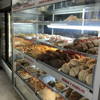 La Estrella - Bakeries Near Me - Chicago, Illinois