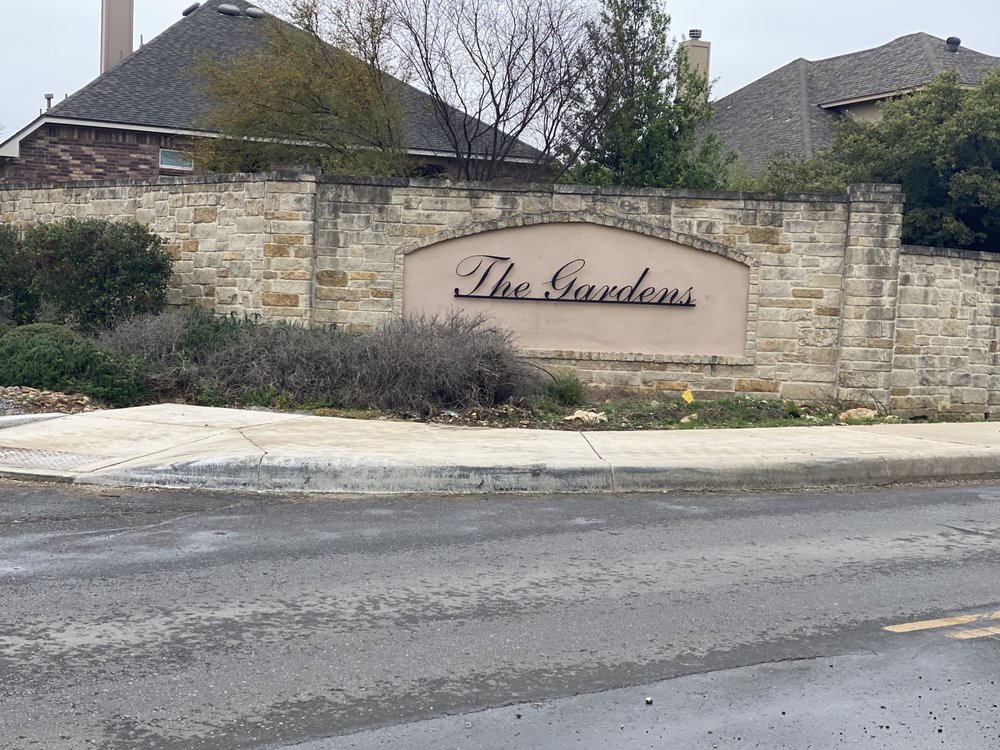 Slide of Titan Roofing Helotes