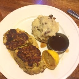 CHARLIE BROWN’S STEAKHOUSE - Updated October 2025 - 89 Photos & 171 ...