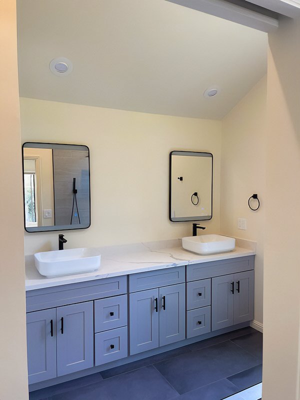 Slide of Moreno Roofing Construction & Solar