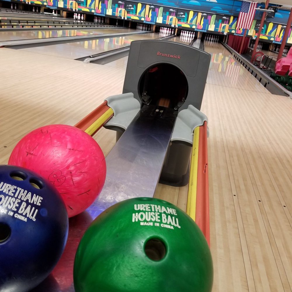 Winter Garden Bowl - Bowling Near Me - Winter Garden, Florida Winter Garden Bowl - Bowling Near Me - Winter Garden, Florida