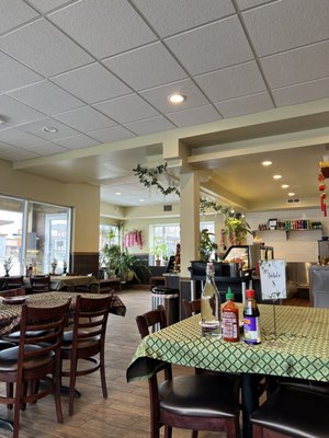 Basil Cafe by null