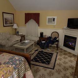 Kearsarge Inn