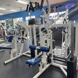 Froggys Fitness - Paramount pull down back machine