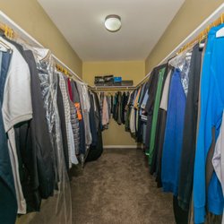 Elite Cleaners - Organize that cluttered closet!