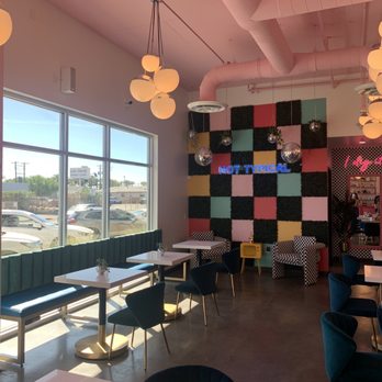 Dig it Coffee - Seating and photography spot - Coffee & Tea Near Me - Las Vegas, Nevada